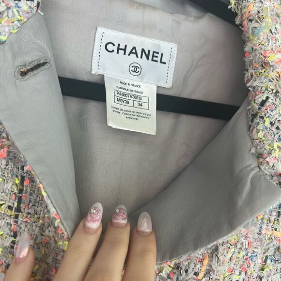 - Chanel Tweed Dress - Picture 6 of 9